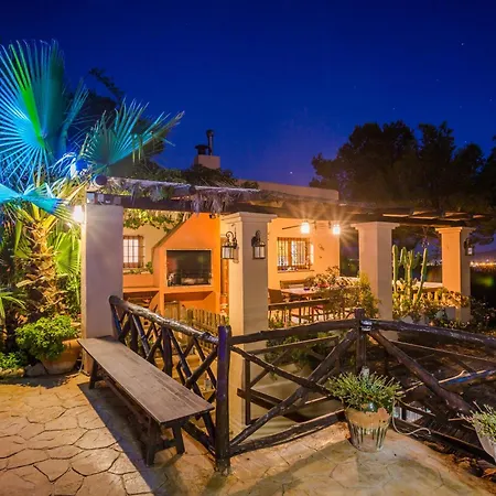 בית נופש De Montana Gran Piscina